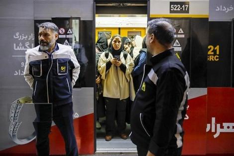 معاون شهردار تهران : در مترو نیرویی به اسم حجاب بان‌ نداریم